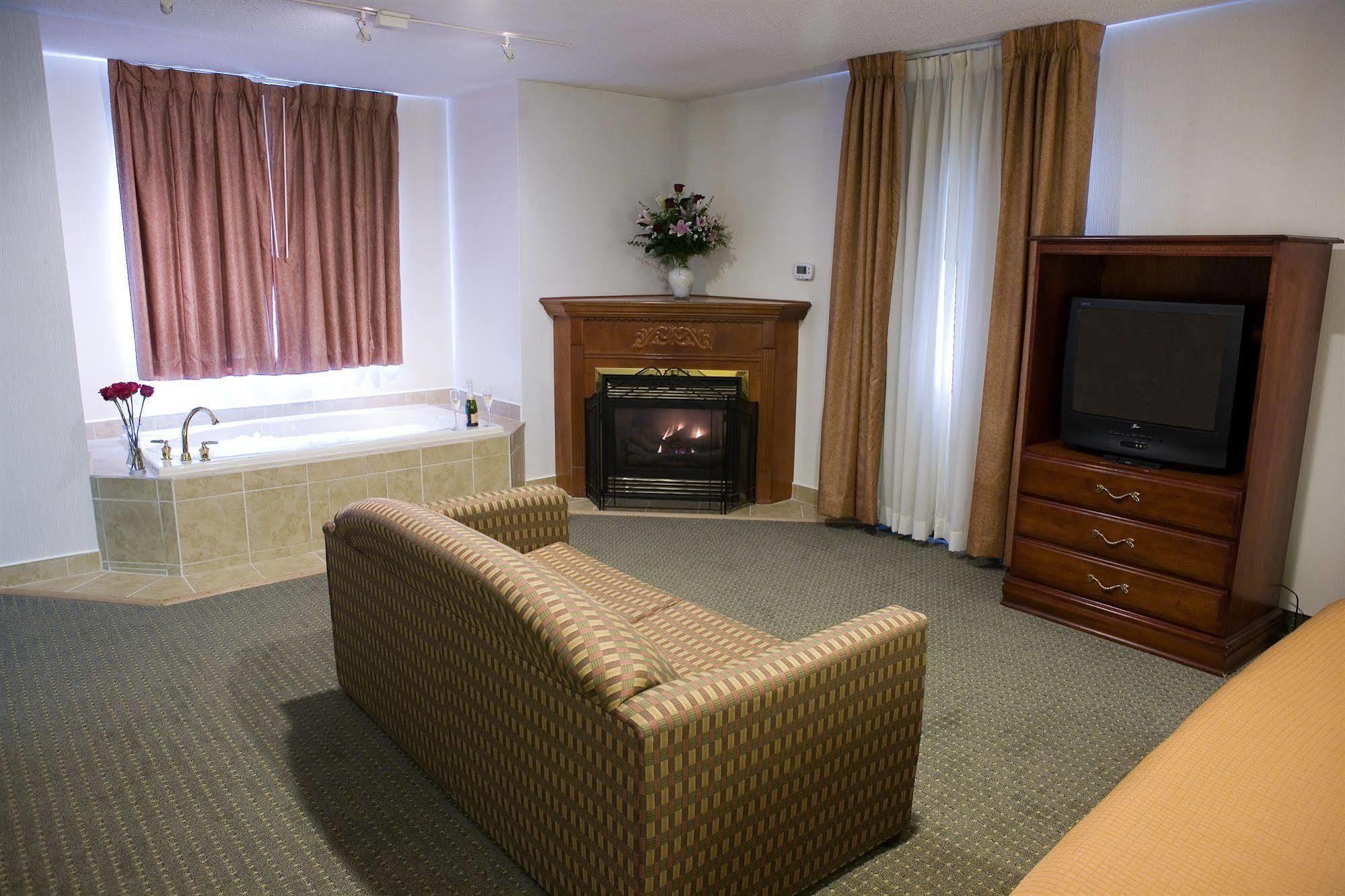 Host Inn An All Suites Hotel Wilkes-Barre Eksteriør bilde
