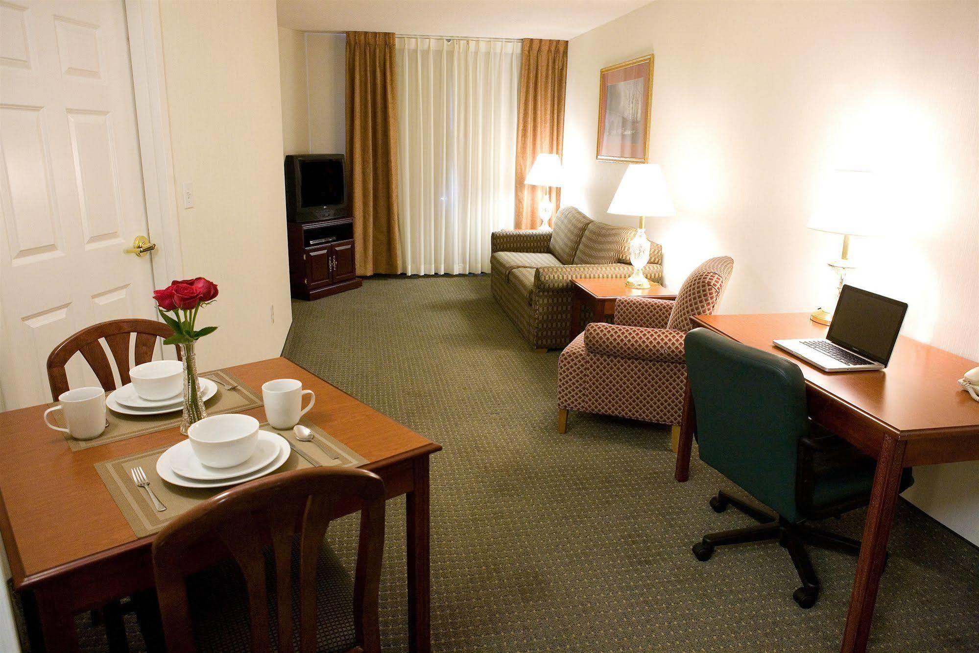 Host Inn An All Suites Hotel Wilkes-Barre Eksteriør bilde